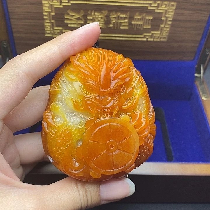 和田玉未镶嵌挂件山**空N