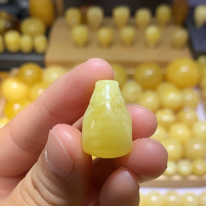 蜜蜡未镶嵌裸石天然原矿白花蜜蜡三通14.3