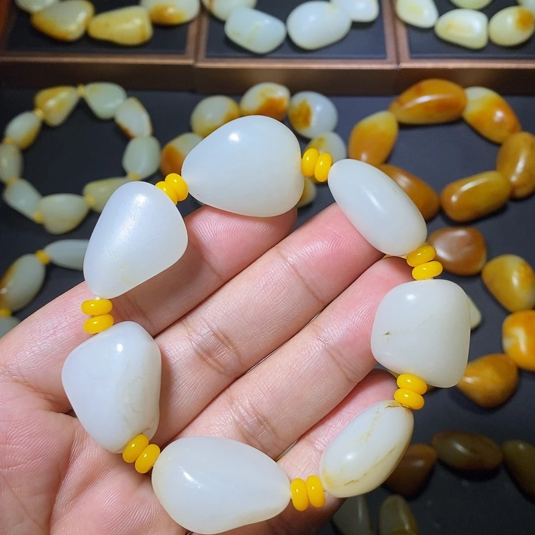 和田玉未镶嵌手链