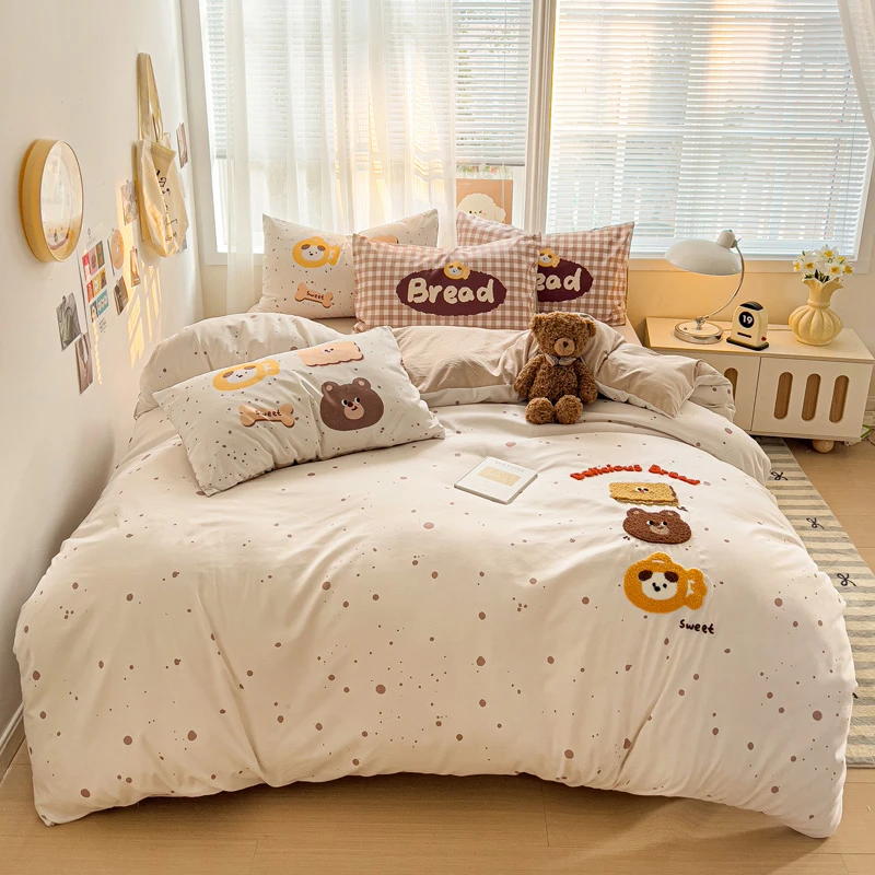 本与月2025新款亲肤舒适云朵棉毛巾绣四件套学生宿舍卡通三件套