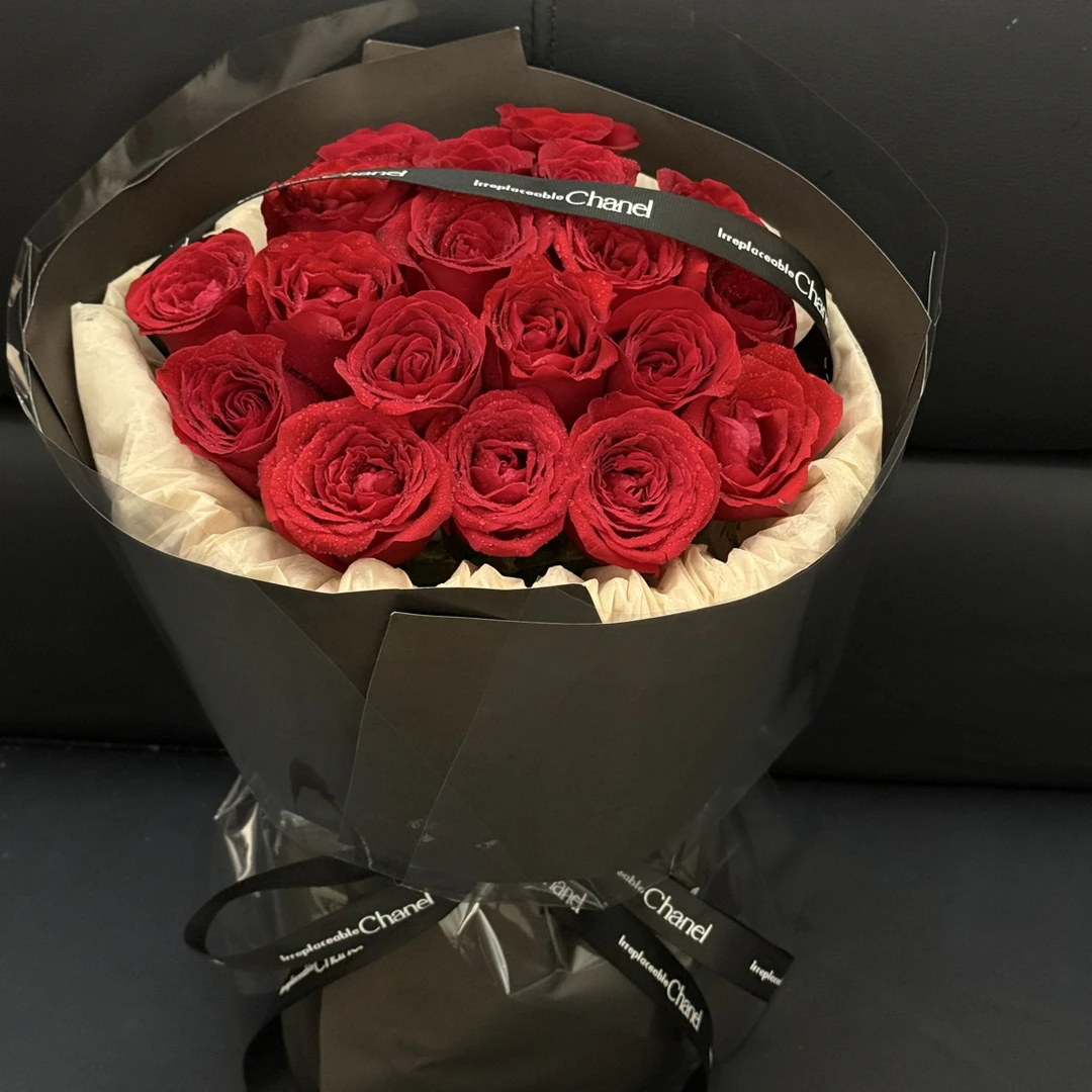 红玫瑰花束同城配送可用于生日订婚求婚送女友全国可送