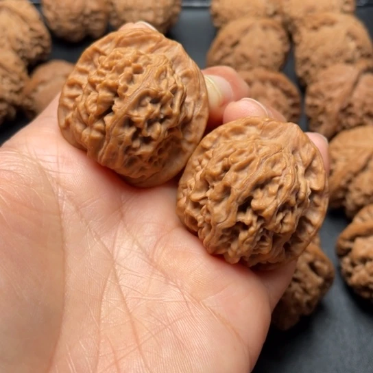 【闪购商品】把件文玩核桃天地……