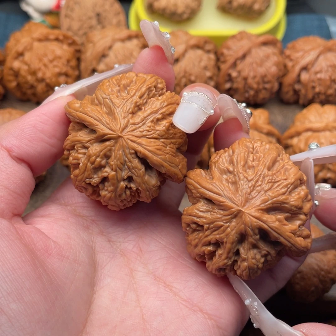 文玩核桃把件全品毕业球筋44