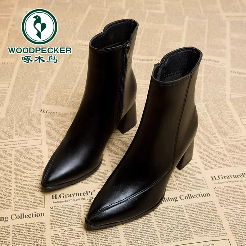 啄木鸟高跟马丁靴女2025年秋冬季新款时装女靴尖头加绒粗跟短靴子