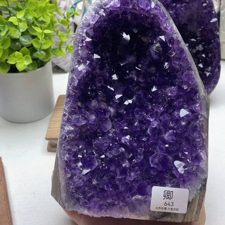 未镶嵌大型摆件（非配饰）水晶