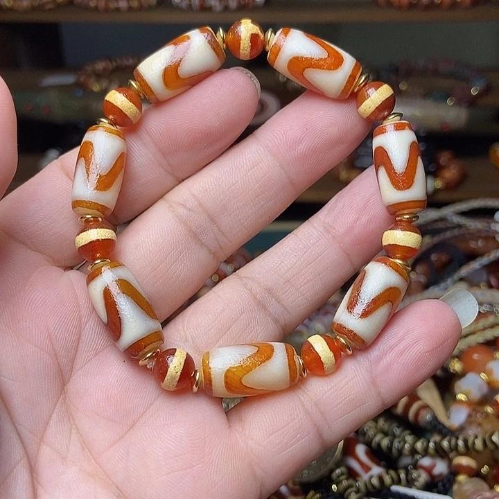 薰***u玛瑙/玉髓未镶嵌手链