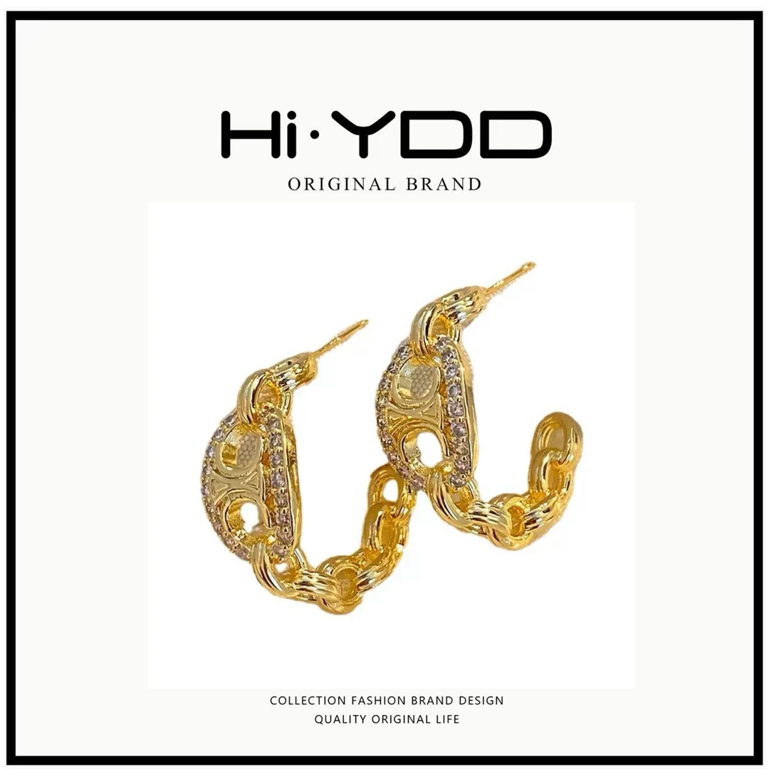 铜合金合成锆石耳饰 高级感日韩金色欧美猪鼻子时尚素款耳环