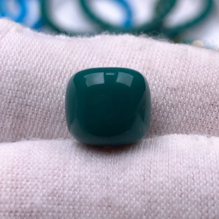 绿松石车挂未镶嵌