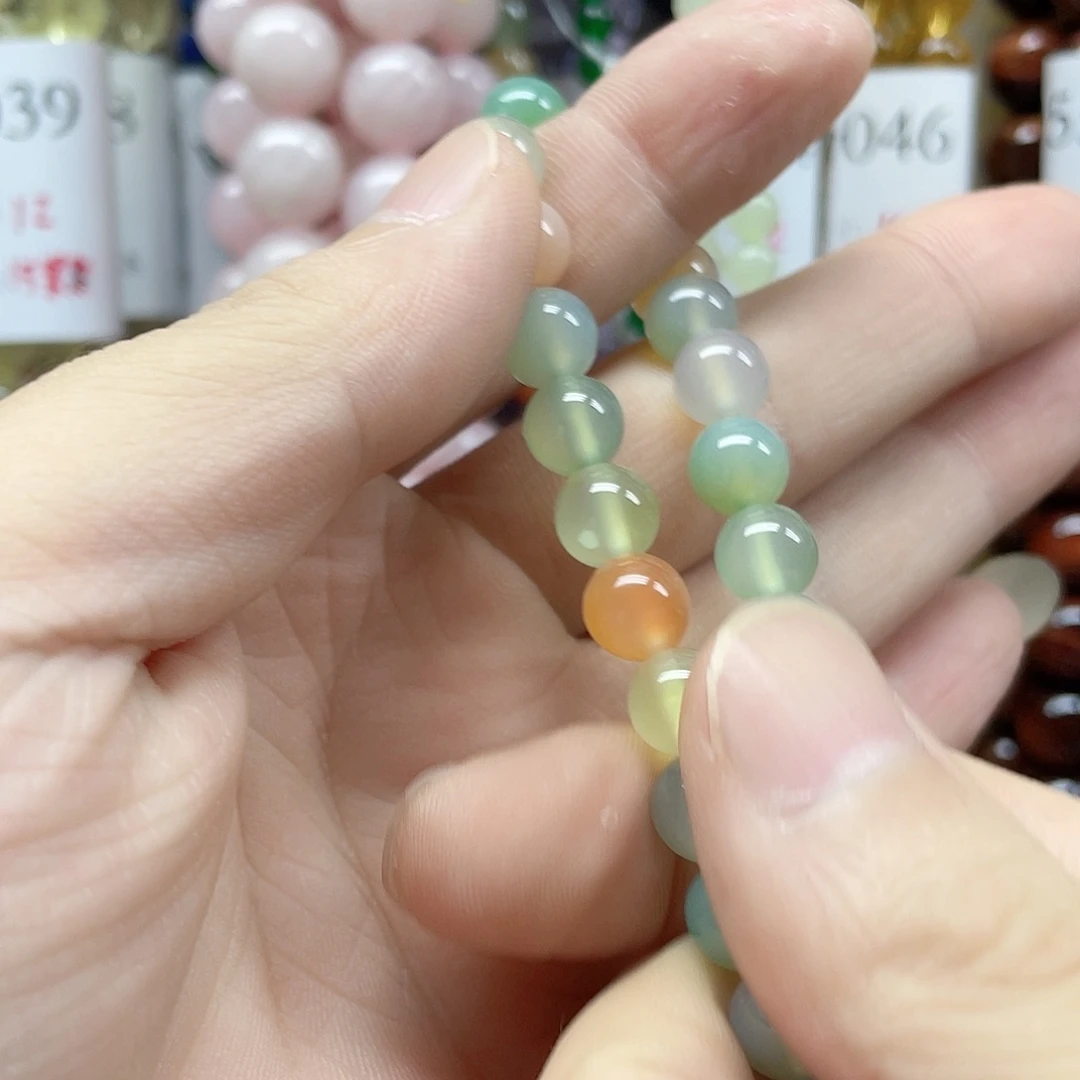 丑***丑合金玛瑙/玉髓珠宝半成品8mm一条