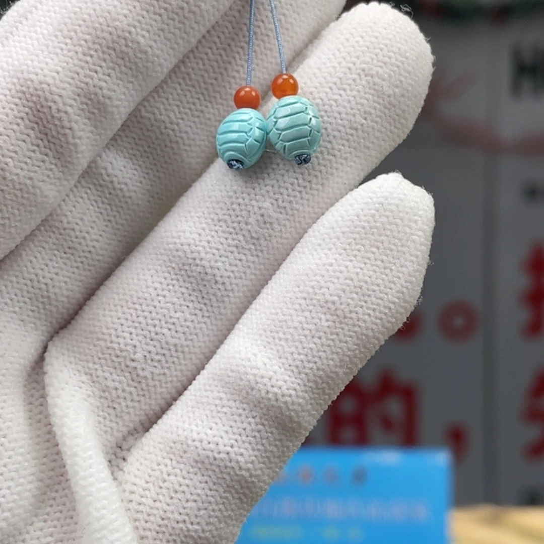 绿松石未镶嵌挂件