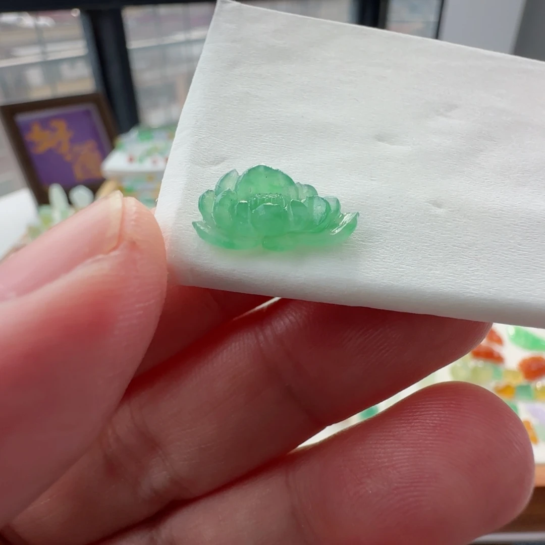 未镶嵌定制翡翠定制翡翠毛货不退不换