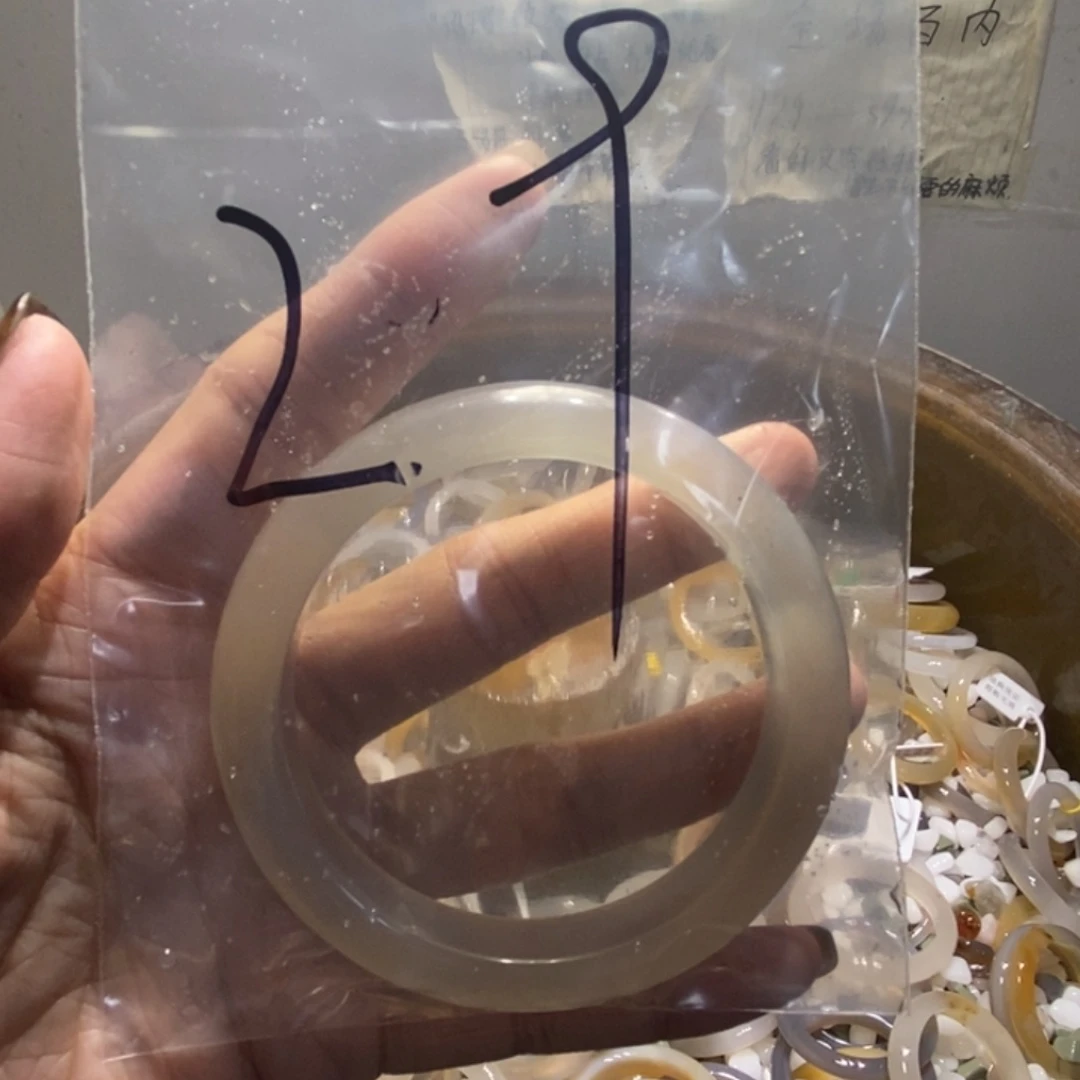 ʢ***ﾞ玛瑙/玉髓未镶嵌手镯29号