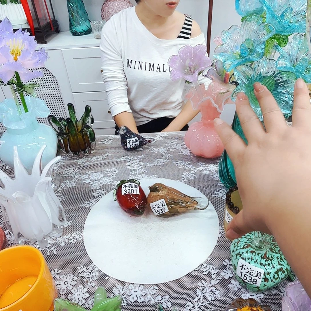 何***号琉璃花瓶花器艺术品