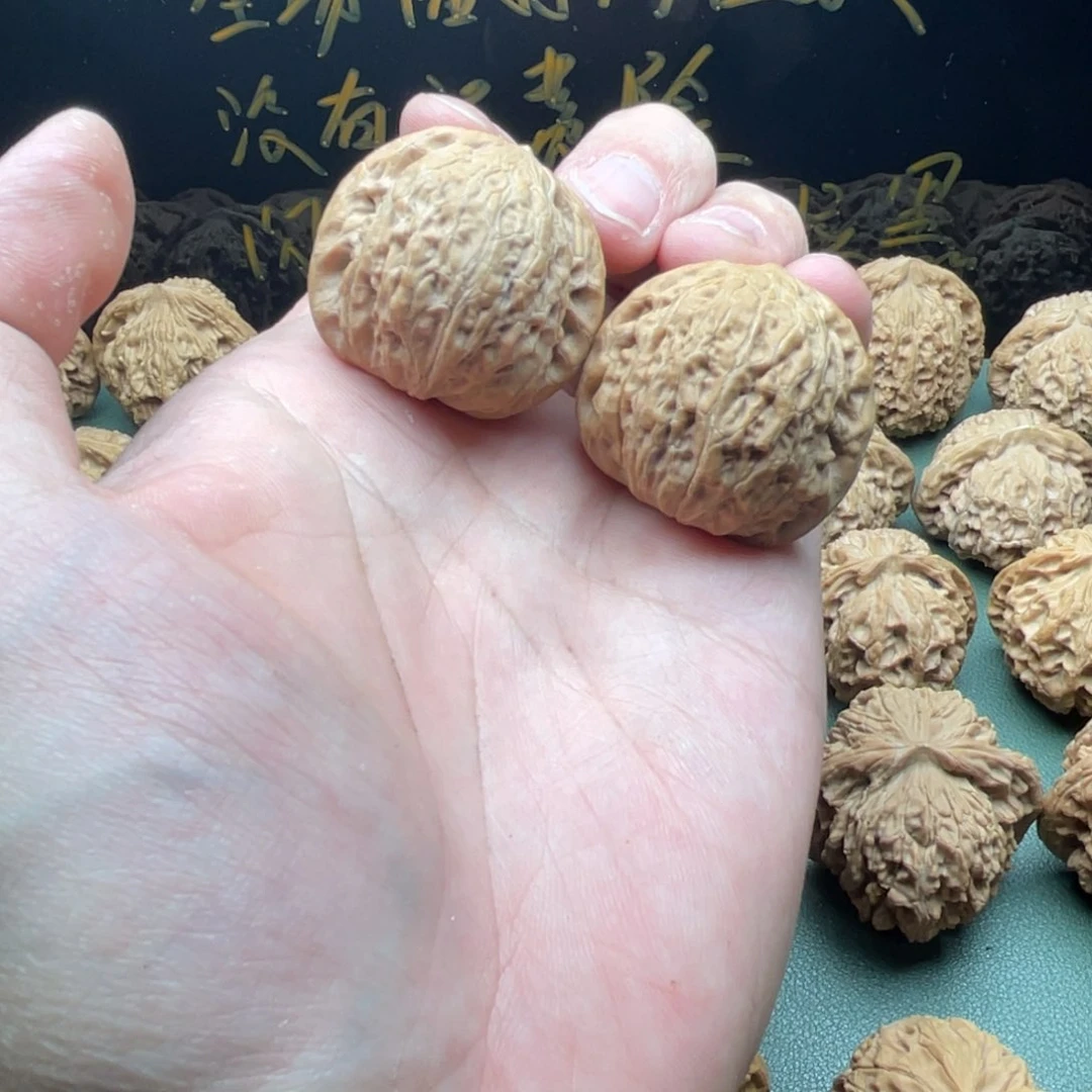 核桃把件那**嘛34全品铁锤