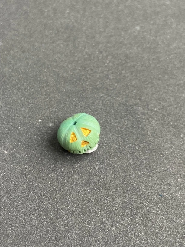 原矿绿松石雕刻南瓜珠