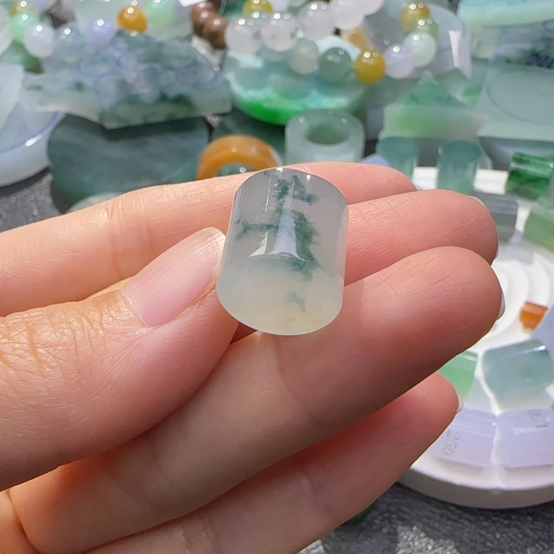 定制翡翠未镶嵌翡翠