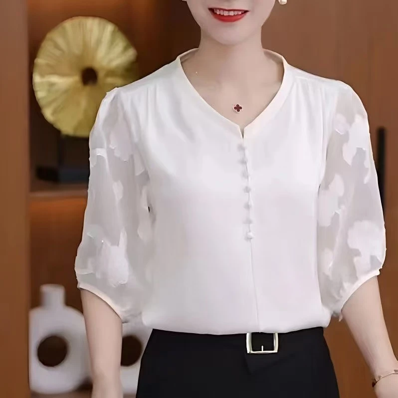 纯色女士小众纽扣中袖简约V领显瘦遮肚T恤耐磨时尚洋气1006