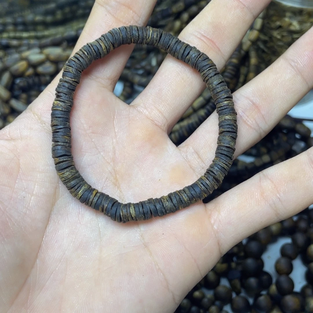 沉香沉香碎屑+0.6沉水片片珠单圈5克加