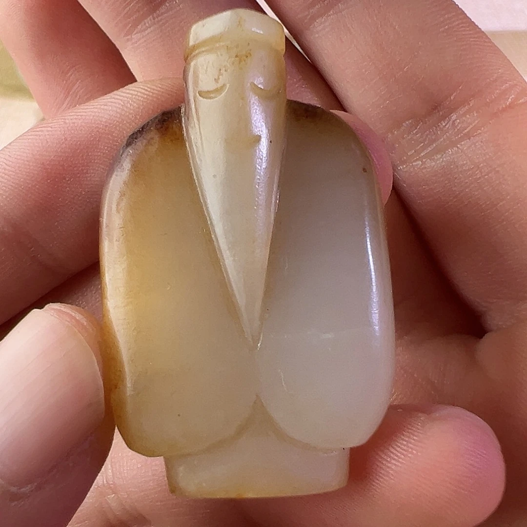 夏***雪和田玉未镶嵌颈饰