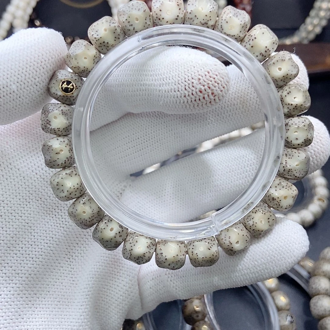 星月菩提手串?****爸星月