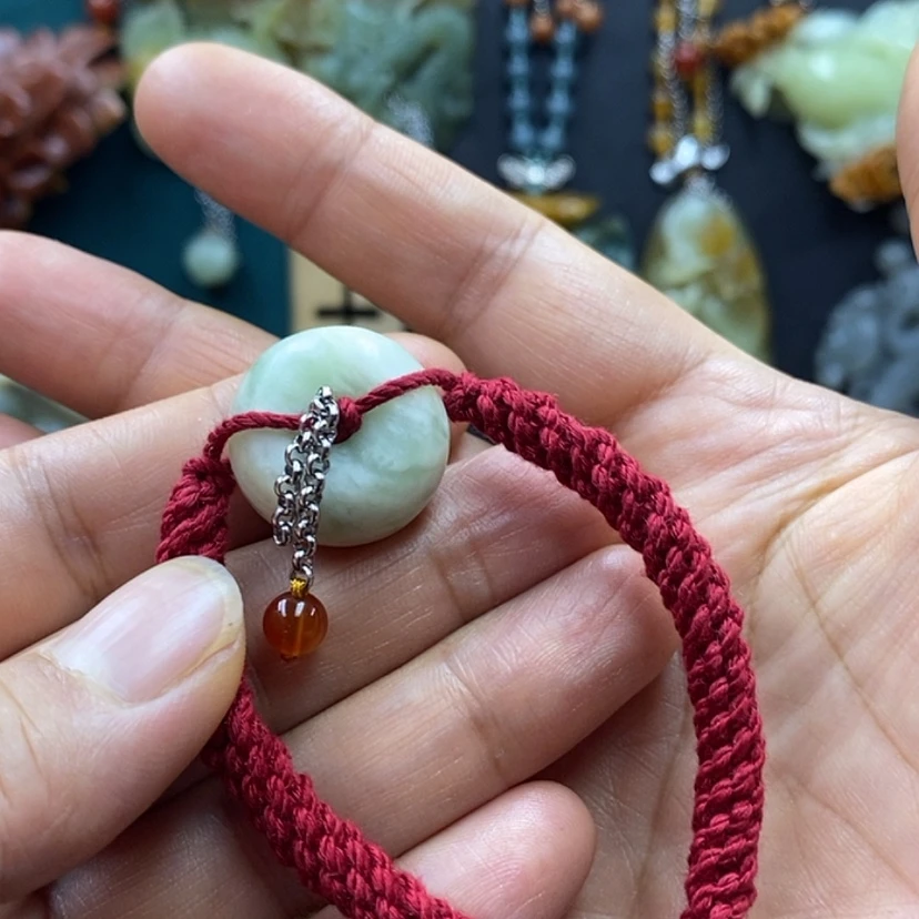 【闪购商品】蛇纹石玉手牌未镶嵌