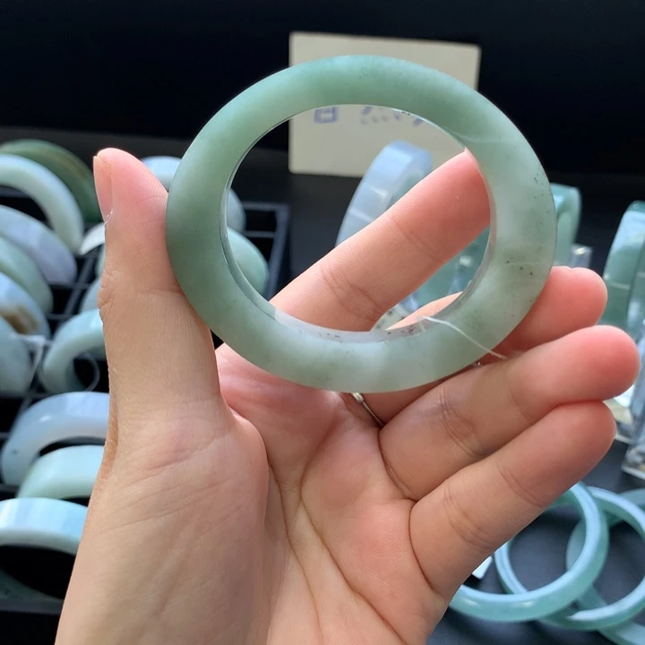 定制翡翠未镶嵌贵妃55