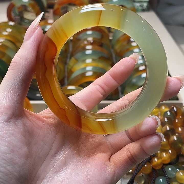 蛇纹石玉未镶嵌手镯56.7