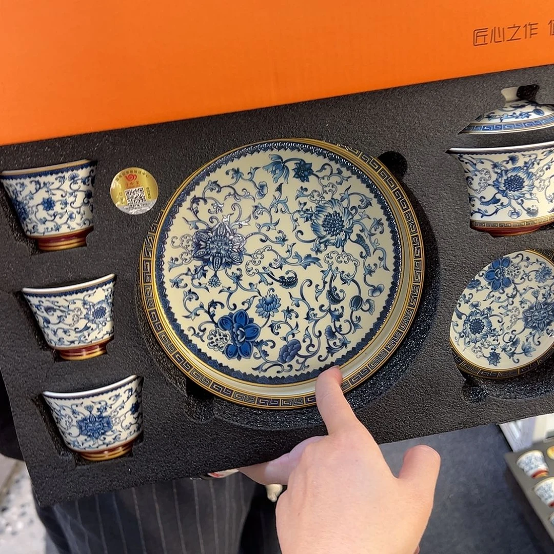 盖碗很漂亮我很喜欢