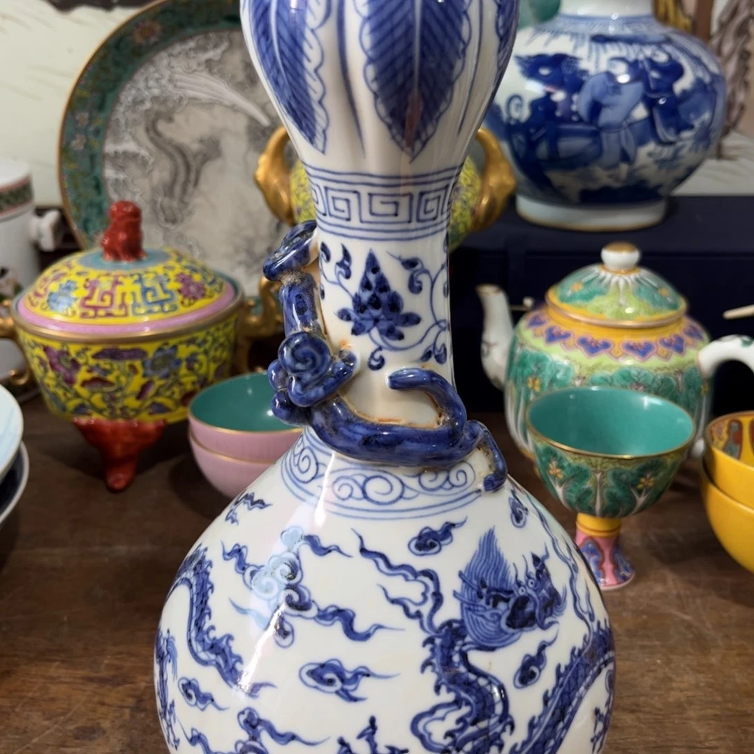 摆件青花龙纹瓷器精品陶瓷