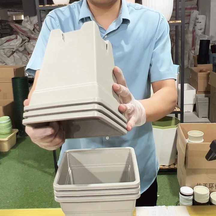 方形160口16高18灰白无托6只