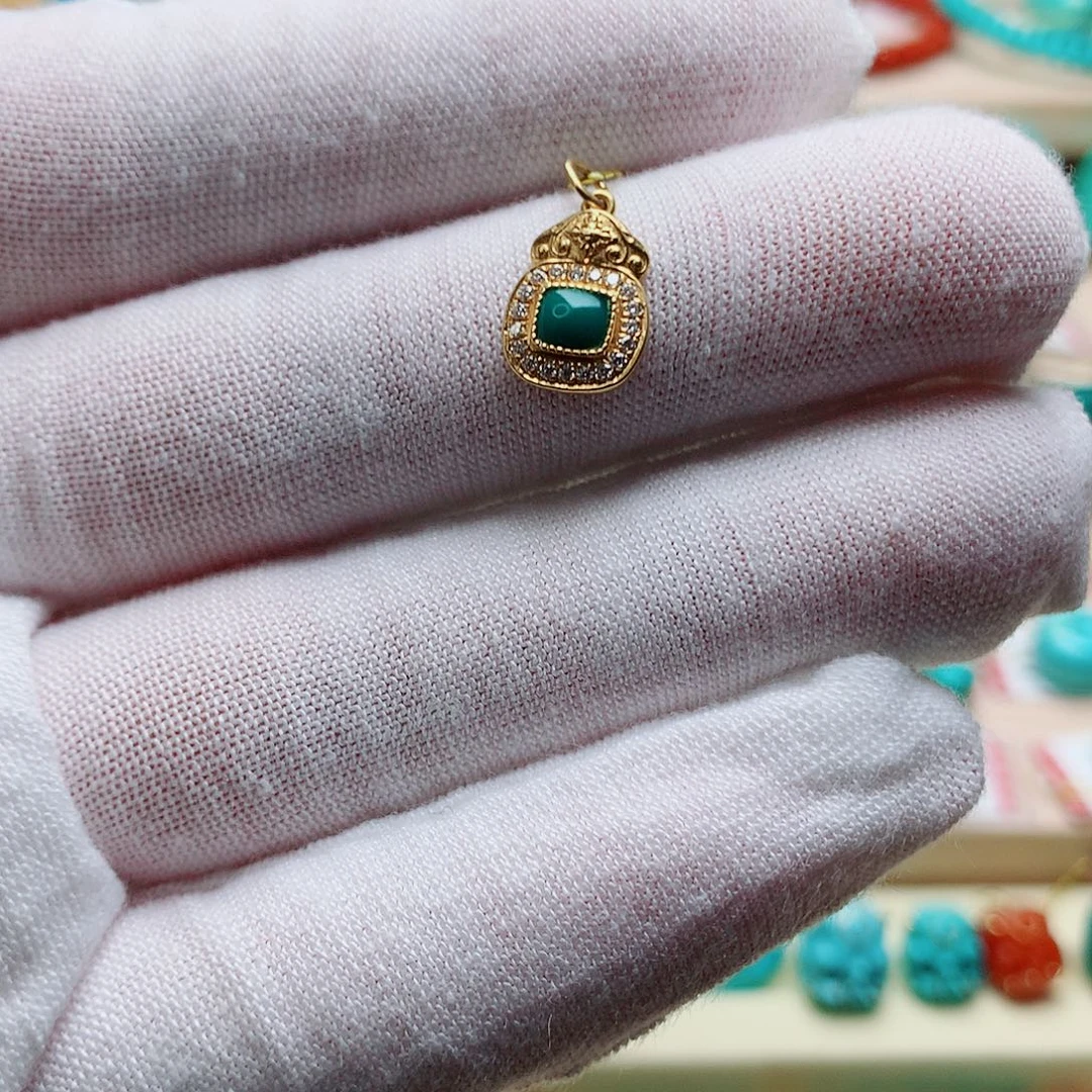 绿松石未镶嵌配饰