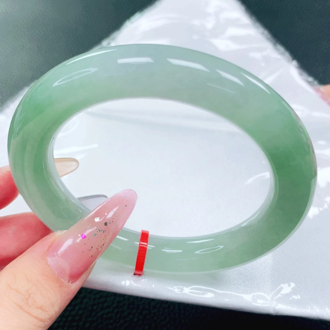 翡翠未镶嵌手镯54