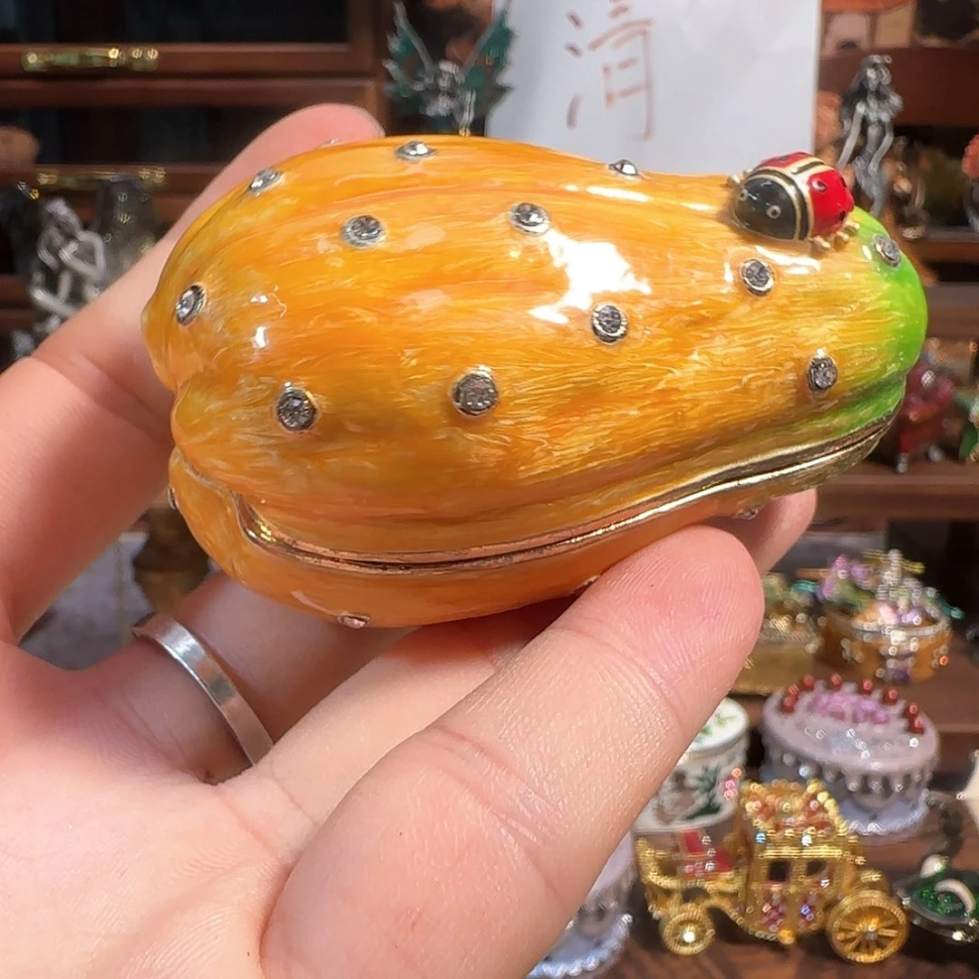 手工制品请勿吹毛求疵