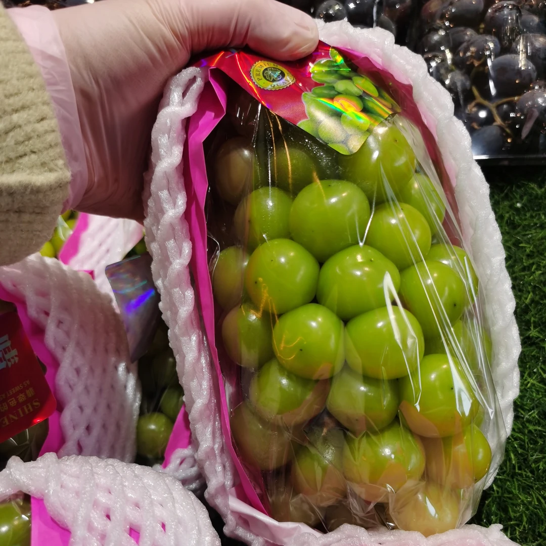 晴王葡萄大粒19.9一斤