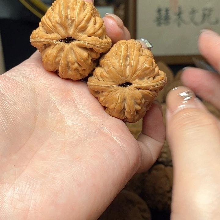 文玩核桃吊坠?****?11111111111