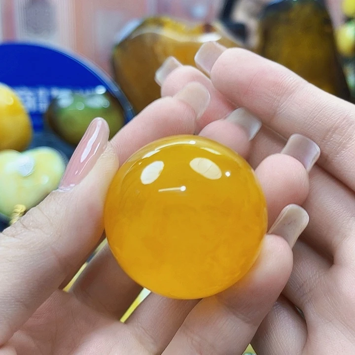 琥珀未镶嵌颈饰吊坠