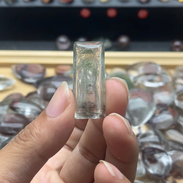未镶嵌吊坠(赠链)水晶