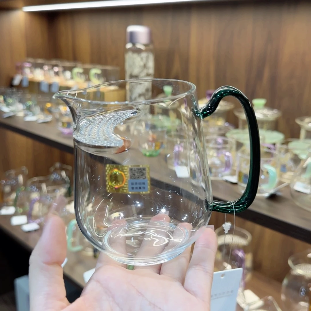 禾器丰然墨绿色。。。。。