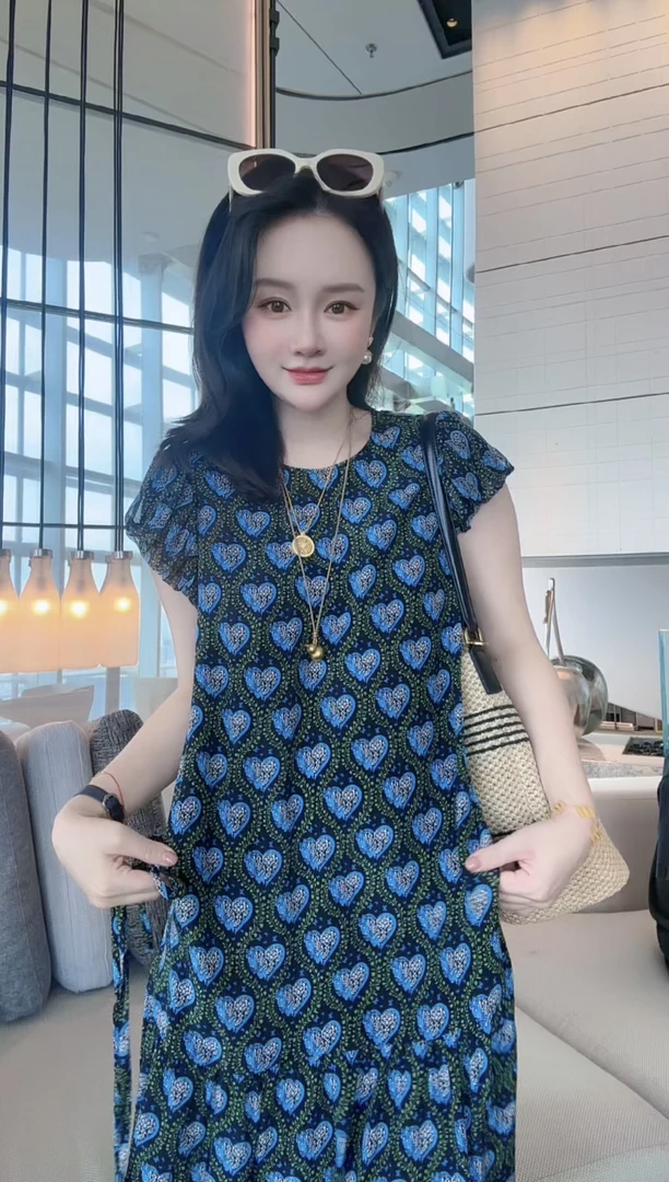 【丝芙玉禄】（S121）真丝双绉桑蚕丝气质印花拼色爱心女装连衣裙