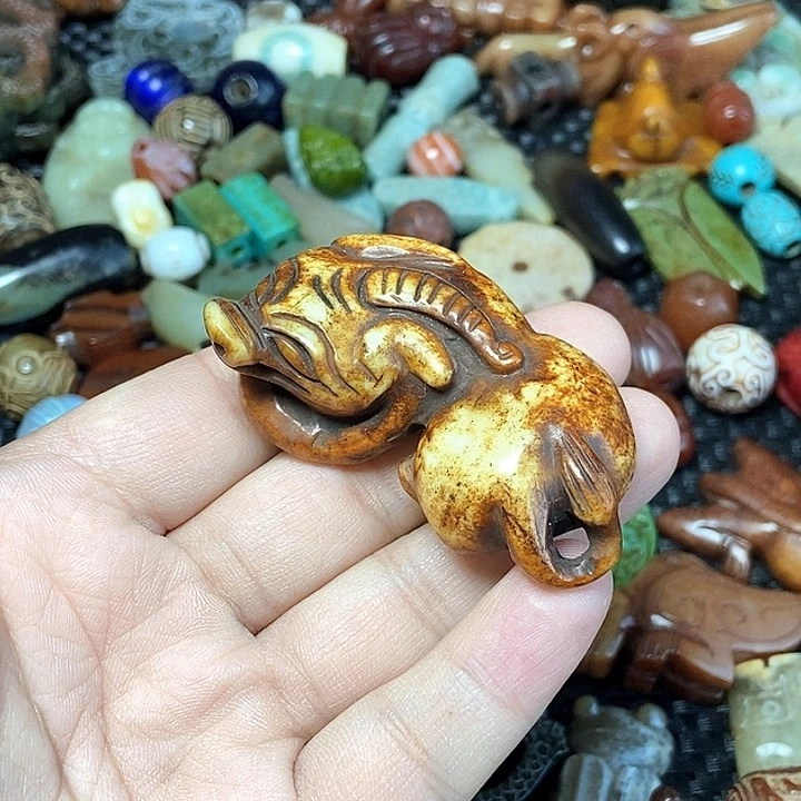 和田玉未镶嵌颈饰17