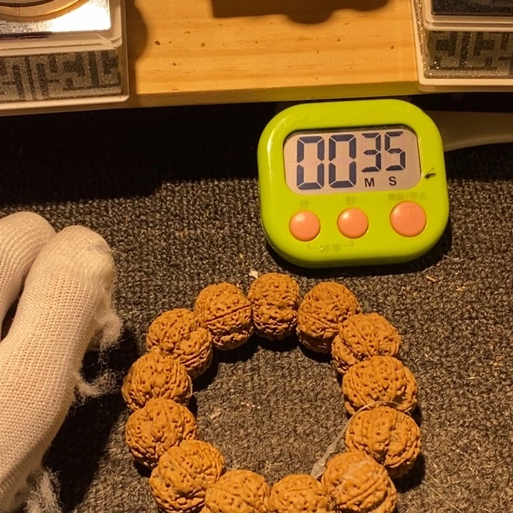 昕***队金刚菩提吊坠您可以把他当成孩子看待