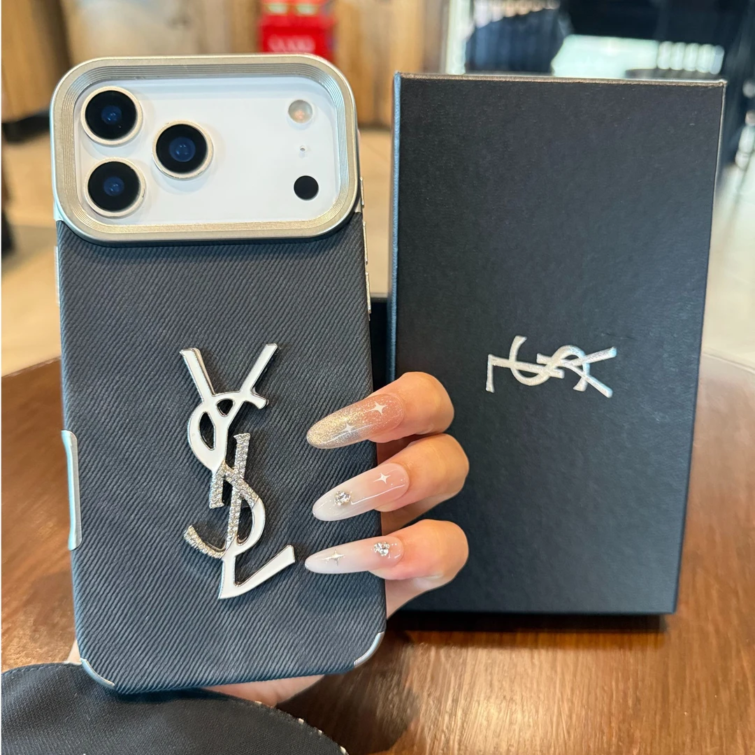电镀iPhone17promax新款手机壳YSL网红适用13苹果16/15pro黑色14