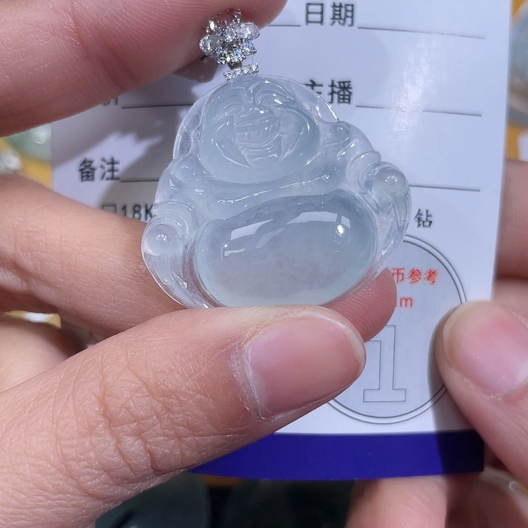 翡翠18K金镶嵌颈饰佛公