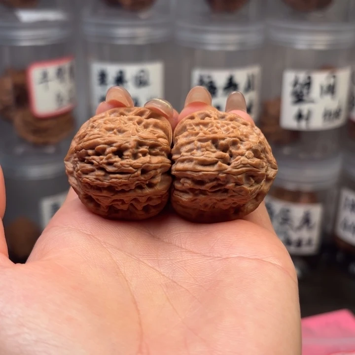 桃核吊坠35全品白狮子