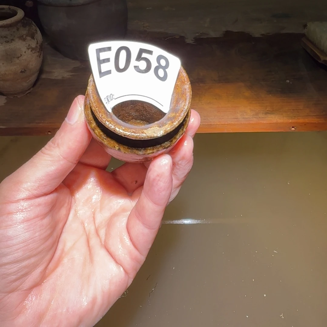 红***集其他漂亮的小瓷瓶子