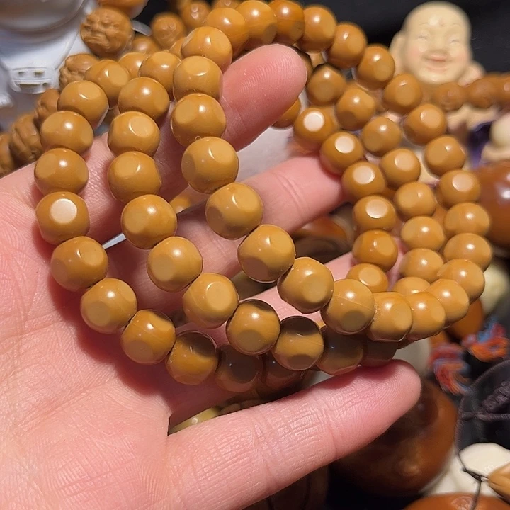 敬***然橄榄核手串/手链猴头0.9六方微瑕