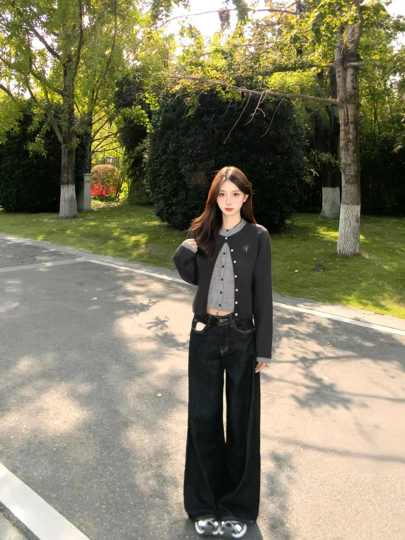 设计感假两件拼接撞色针织衫女2025秋季新款百搭上衣牛仔阔腿裤子