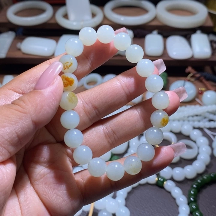 未镶嵌手链和田玉田*