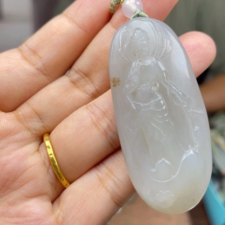 颈饰未镶嵌和田玉