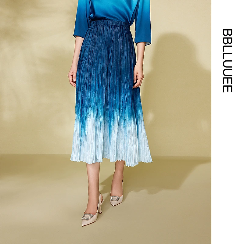 【晨晨精选】【松弛丁达尔度假风】粉蓝衣橱2025春装设计感渐变色压褶